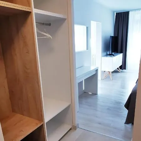 Apartment Sky 17 Lux Apartman *