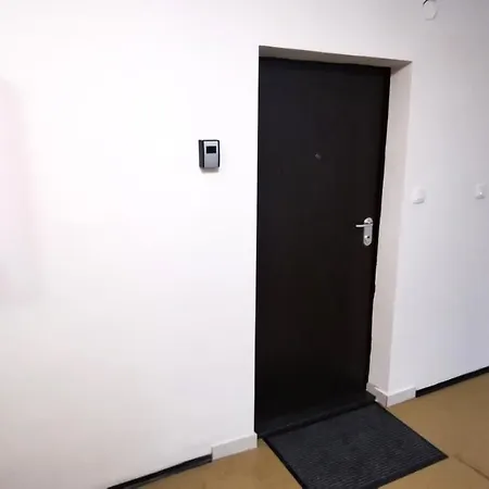 Sky 17 Lux Apartman *